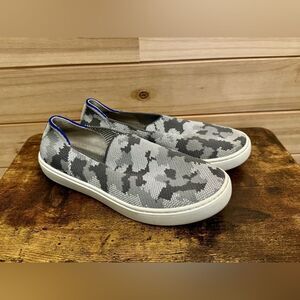 Rothy’s Size 4 Little Girls Kids Gray Camouflage Slip On Sneaker Shoes